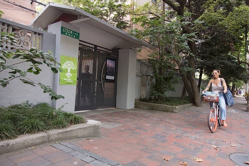 路人甲-塞伯羅斯動態新聞