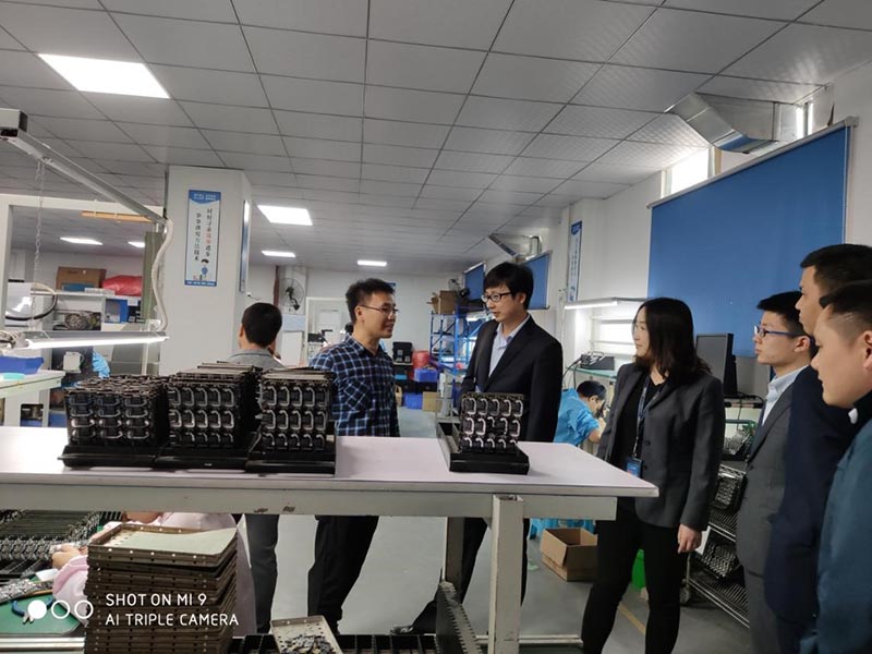 樂成置業參觀塞伯羅斯工廠